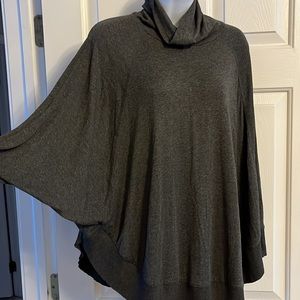 Philosophy - 3/4 sleeve bat top